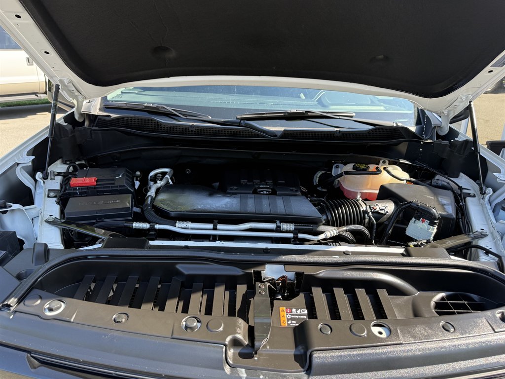 2022 Chevrolet Silverado - $32,800
