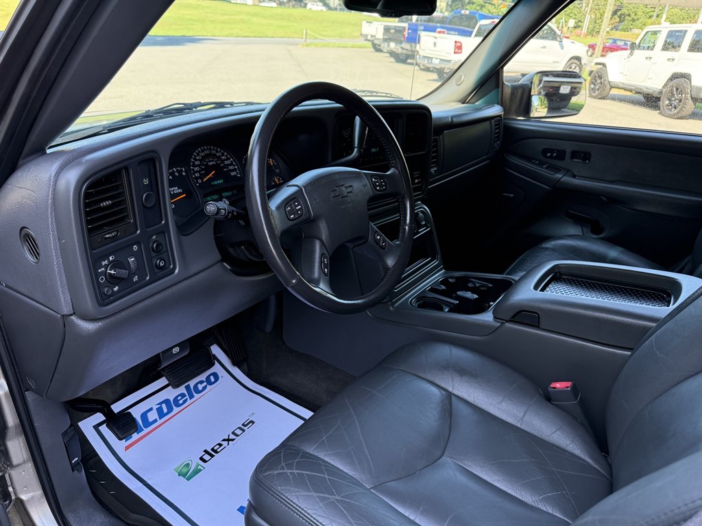 2003 Chevrolet Silverado - $15,800