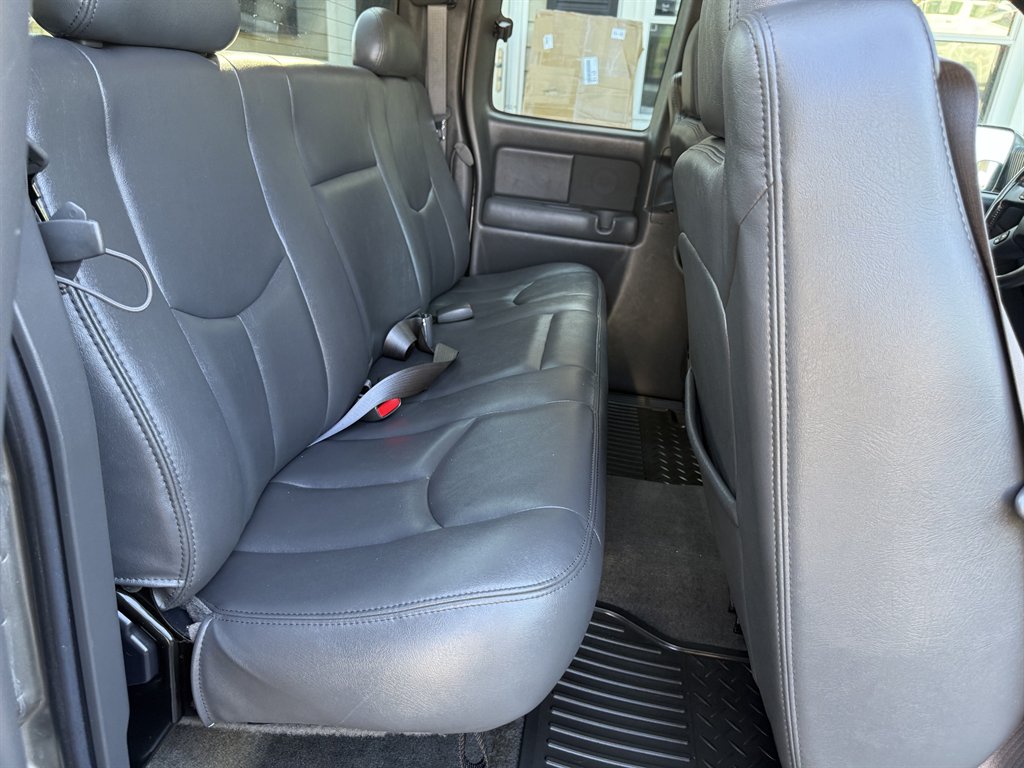 2003 Chevrolet Silverado - $15,800