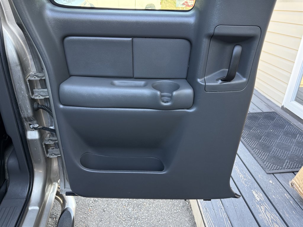 2003 Chevrolet Silverado - $15,800