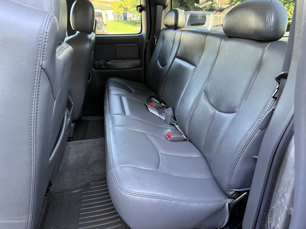 2003 Chevrolet Silverado - $15,800