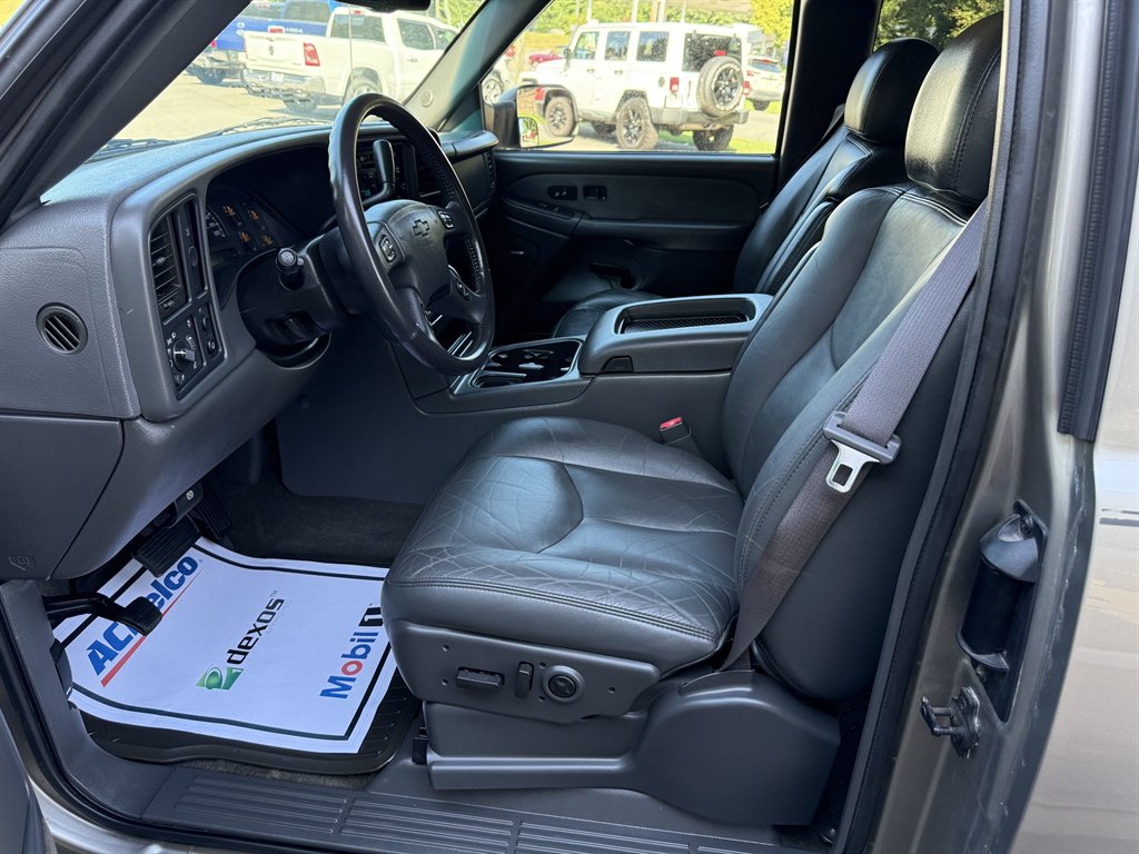 2003 Chevrolet Silverado - $15,800