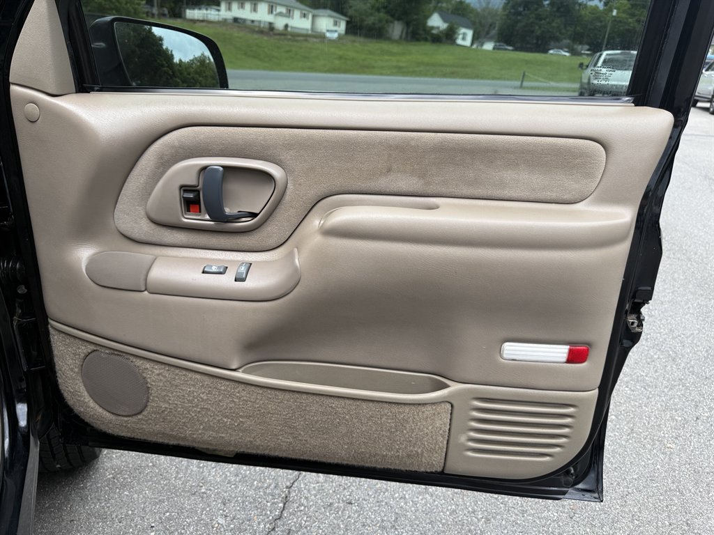 1998 GMC Sierra - $20,800