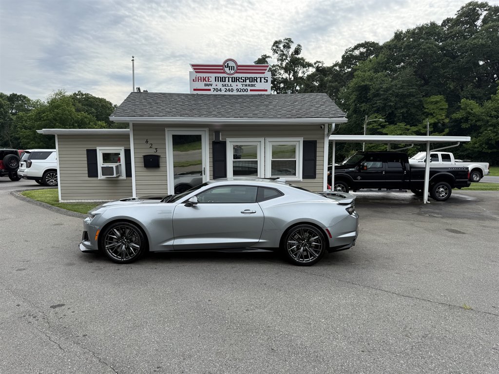 2023 Chevrolet Camaro - $74,800