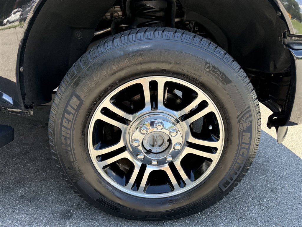 2015 Ford F350 - $35,800