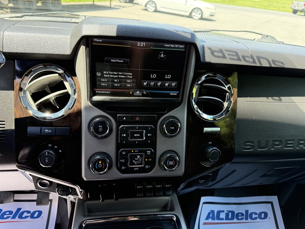 2015 Ford F350 - $35,800