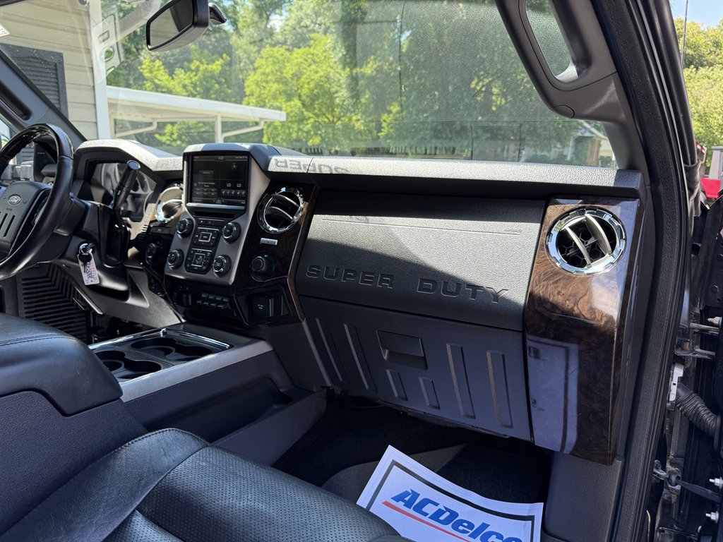 2015 Ford F350 - $35,800