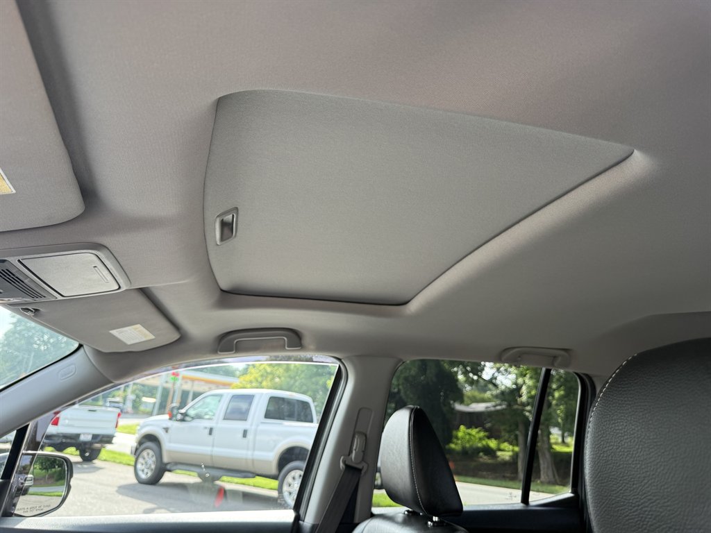 2023 Honda Ridgeline - $32,500