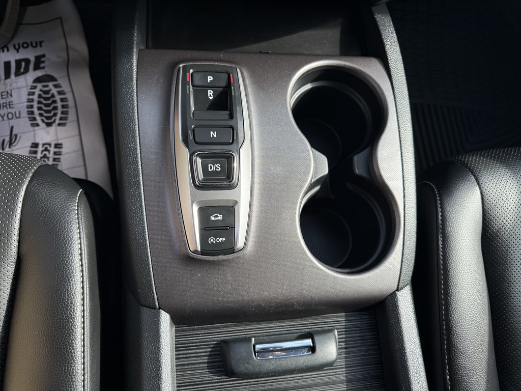 2023 Honda Ridgeline - $32,500