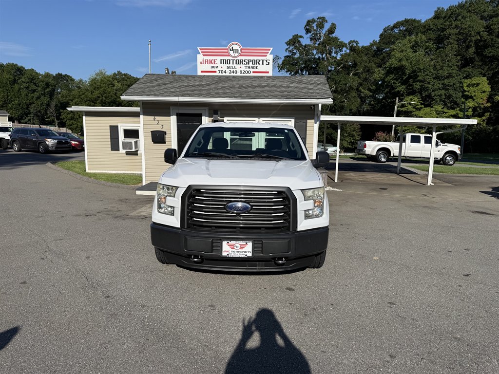 2015 Ford F150 - $14,800