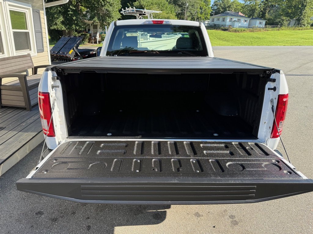 2015 Ford F150 - $14,800