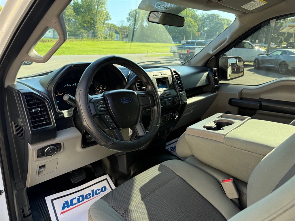 2015 Ford F150 - $14,800