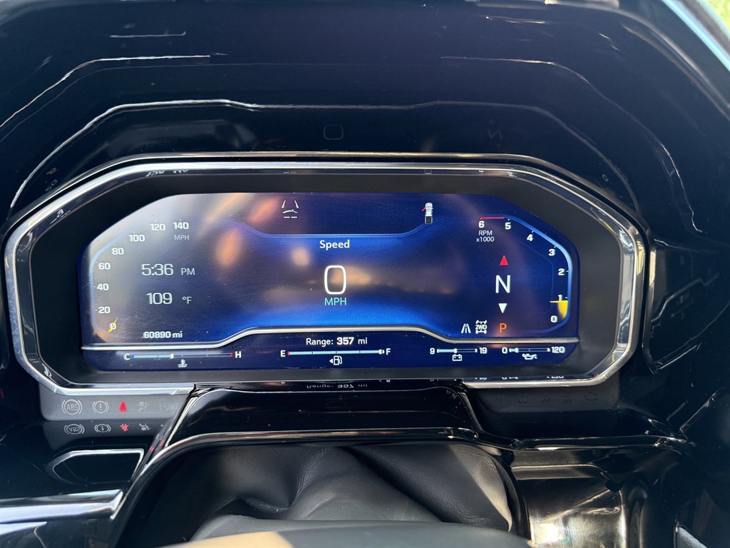2023 Chevrolet Silverado - $42,800