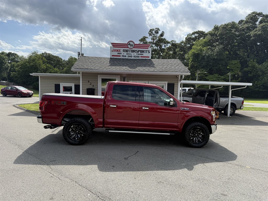 2015 Ford F150 - $25,800