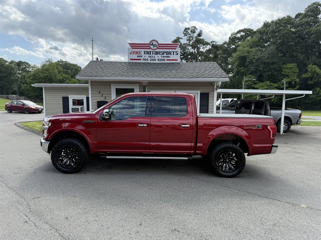 2015 Ford F150 - $25,800