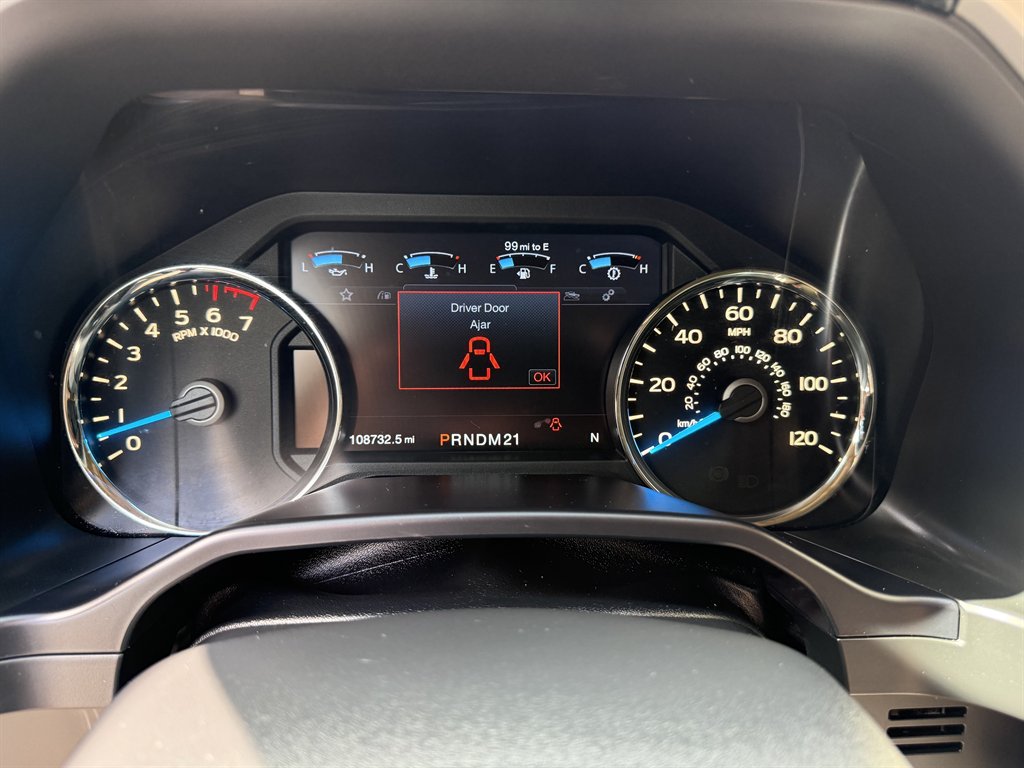 2015 Ford F150 - $25,800