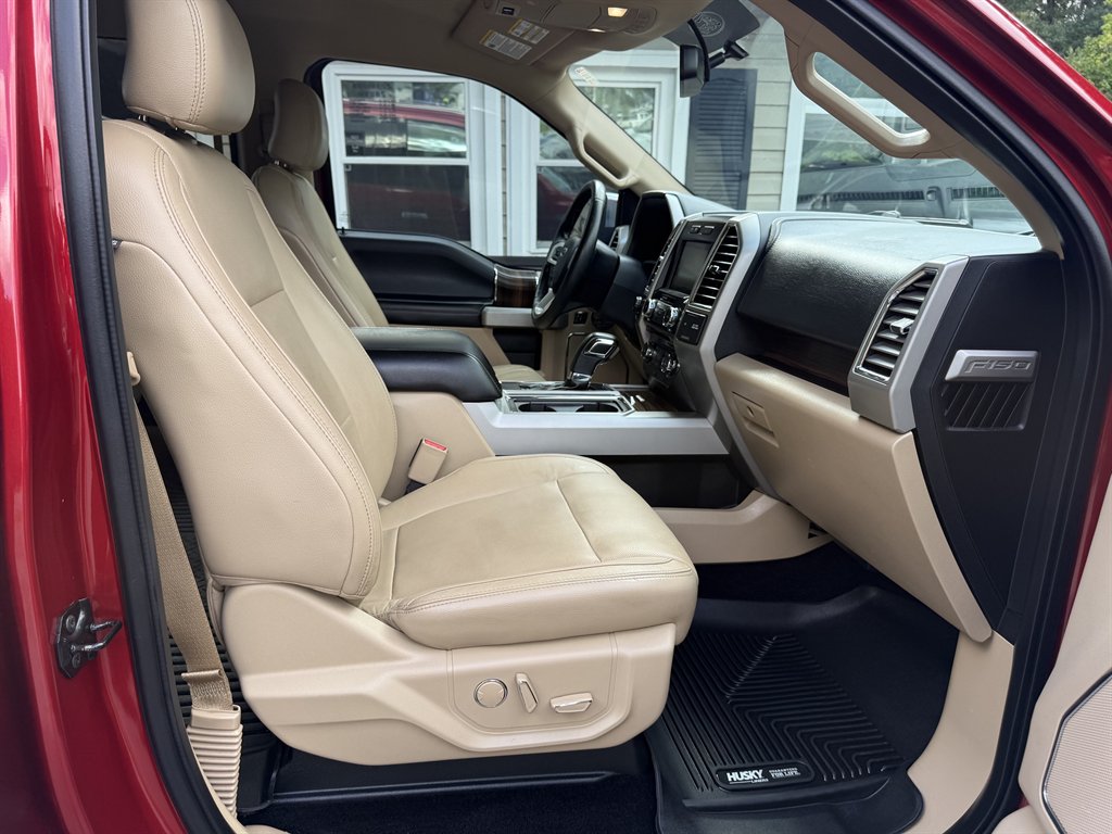 2015 Ford F150 - $25,800
