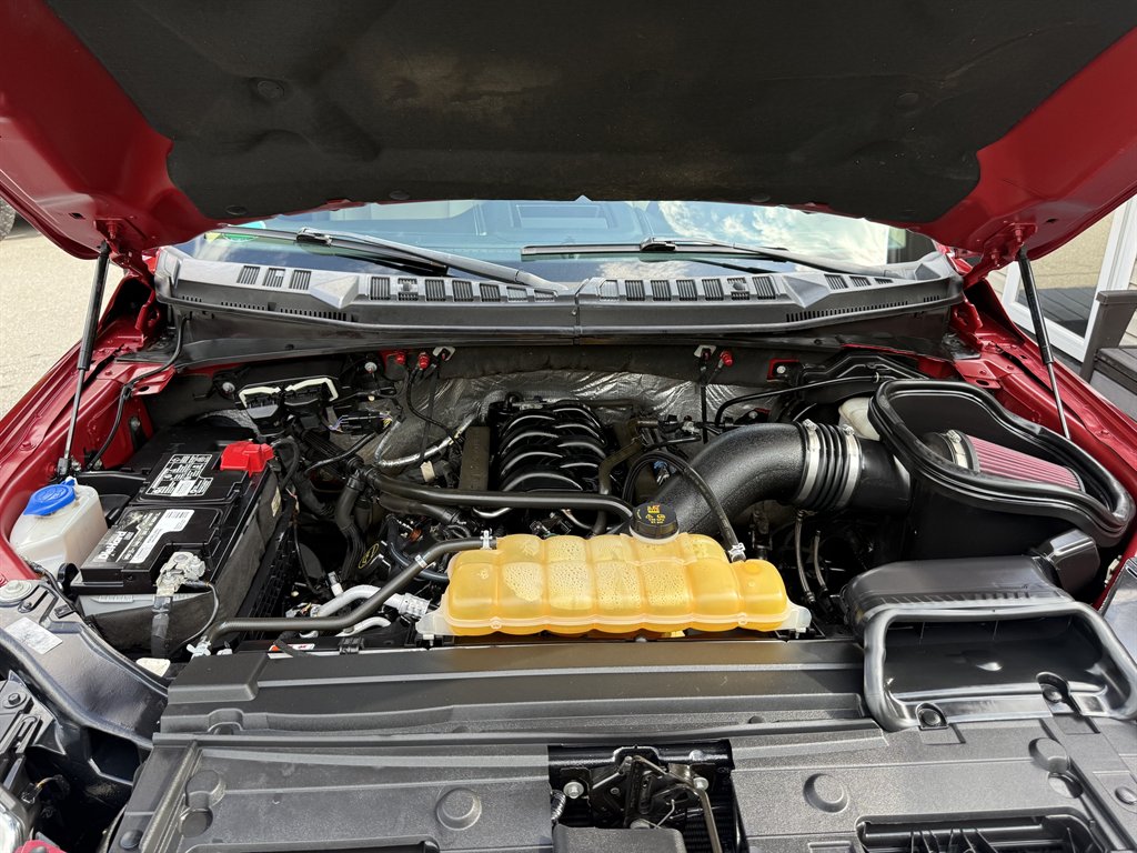 2015 Ford F150 - $25,800