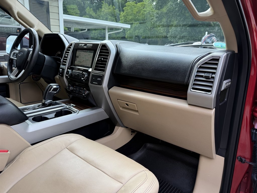 2015 Ford F150 - $25,800