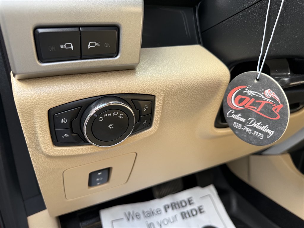 2015 Ford F150 - $25,800