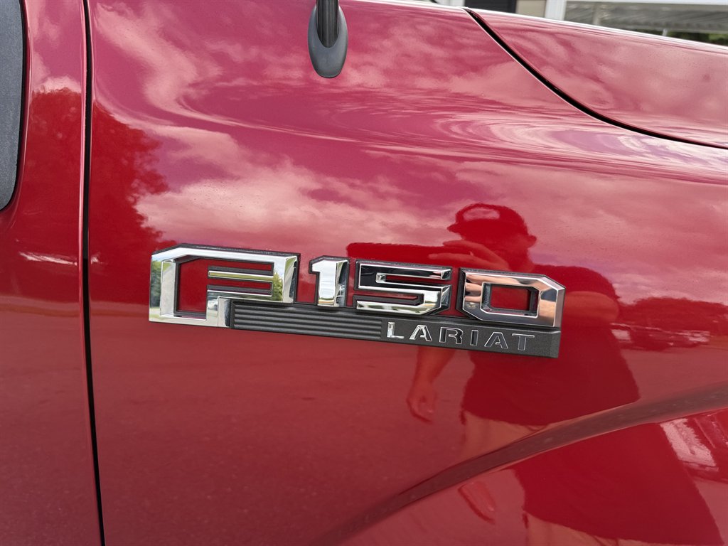 2015 Ford F150 - $25,800