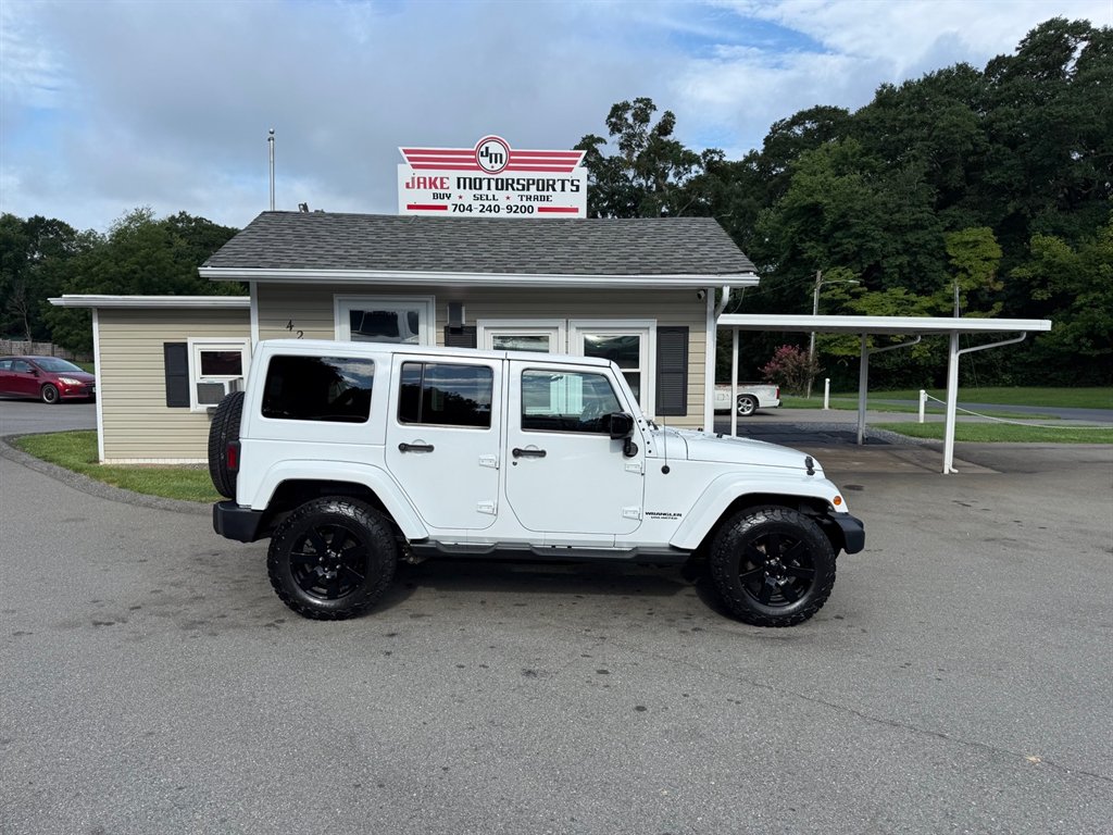2014 Jeep Wrangler - $15,800