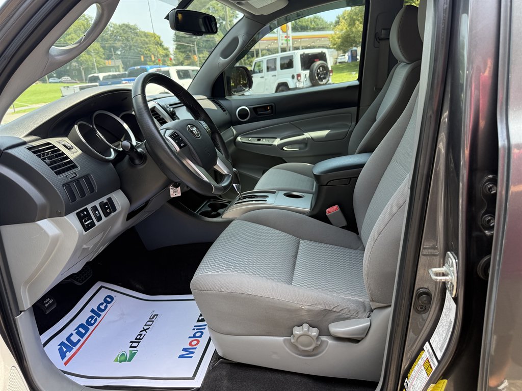 2013 Toyota Tacoma - $17,500