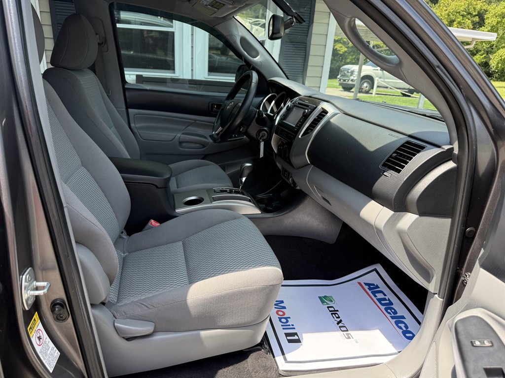 2013 Toyota Tacoma - $17,500