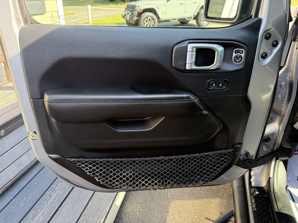 2018 Jeep Wrangler - $23,800