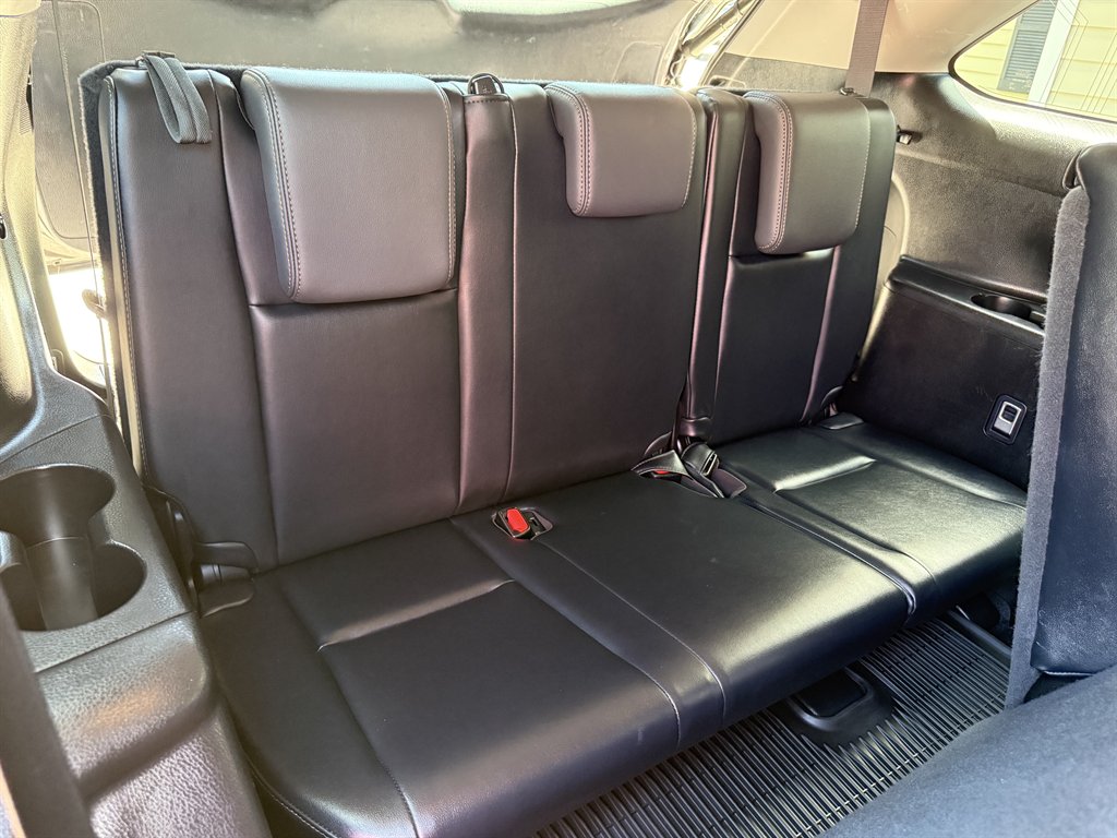 2014 Toyota Highlander - $16,800