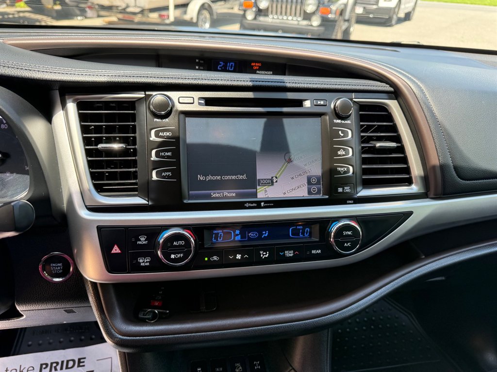2014 Toyota Highlander - $16,800