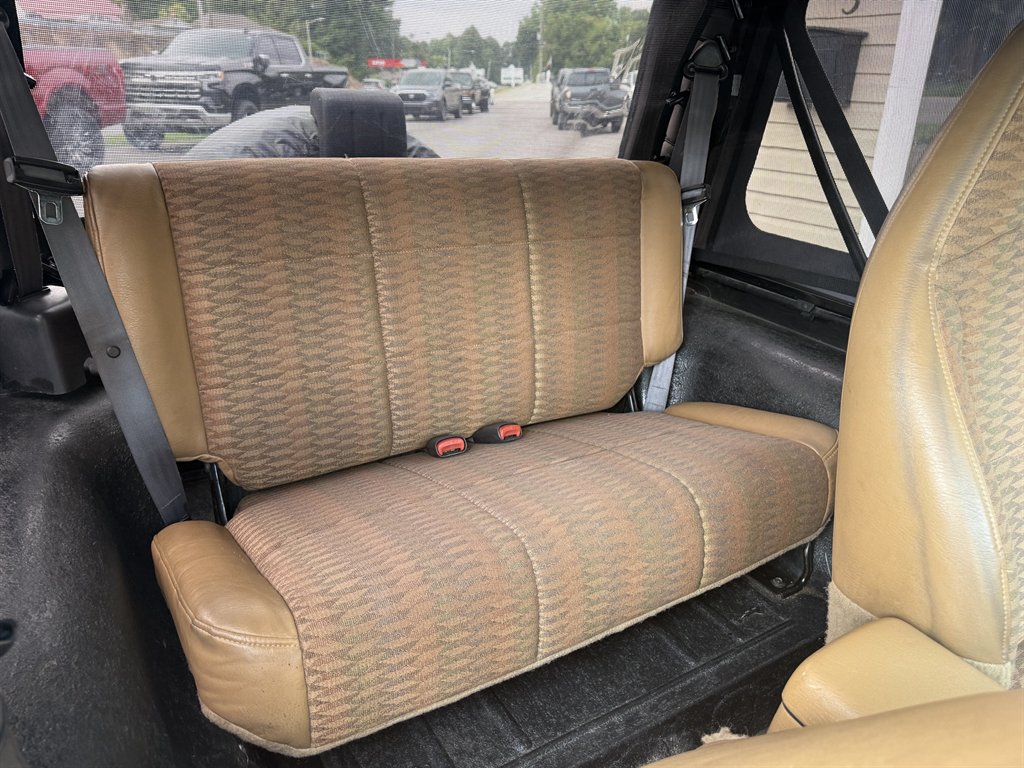1998 Jeep Wrangler - $8,800
