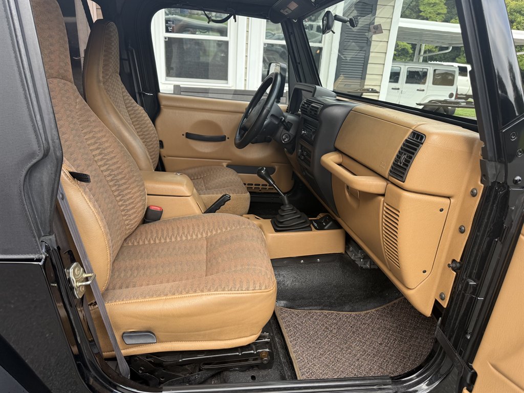 1998 Jeep Wrangler - $8,800