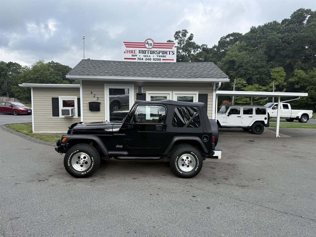 1998 Jeep Wrangler - $8,800