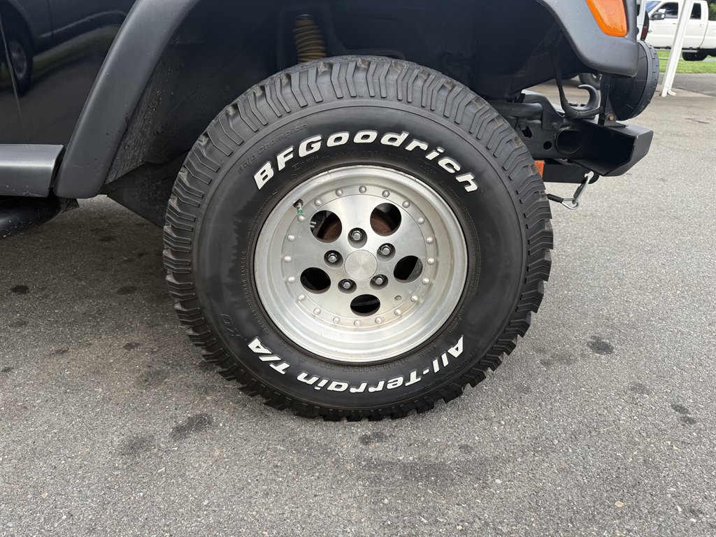1998 Jeep Wrangler - $8,800