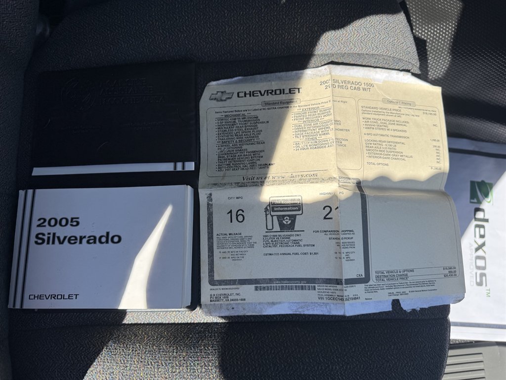 2005 Chevrolet Silverado - $12,800