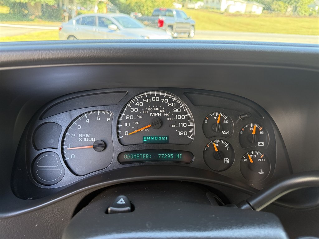 2005 Chevrolet Silverado - $12,800