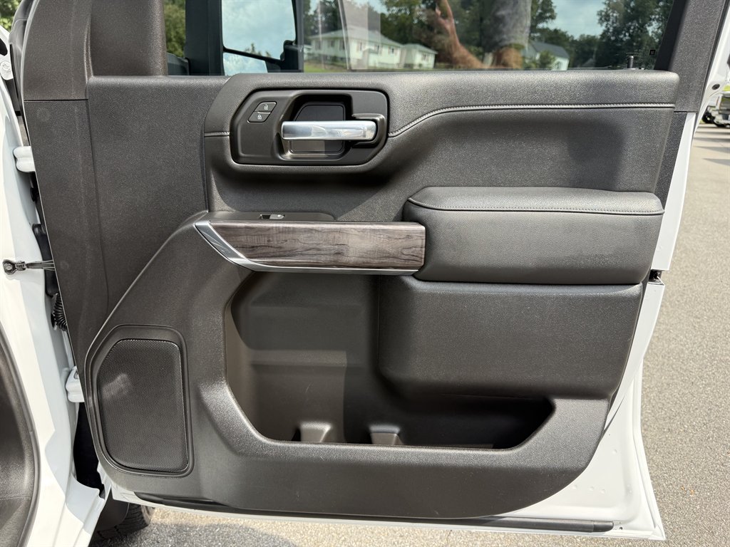 2022 Chevrolet Silverado Hd - $45,800