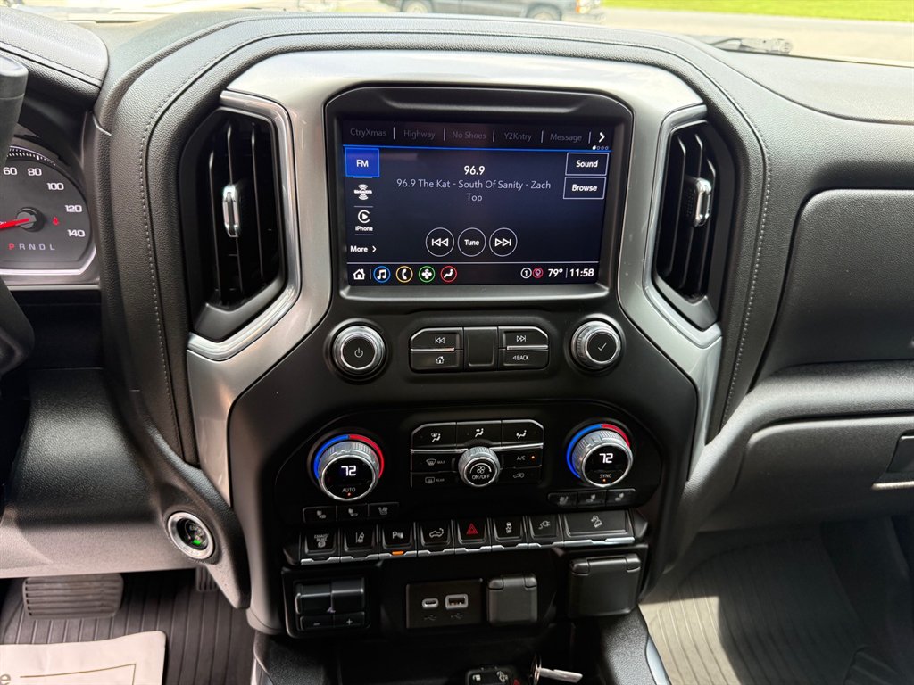 2022 Chevrolet Silverado Hd - $45,800