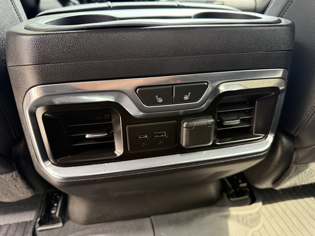 2022 Chevrolet Silverado Hd - $45,800