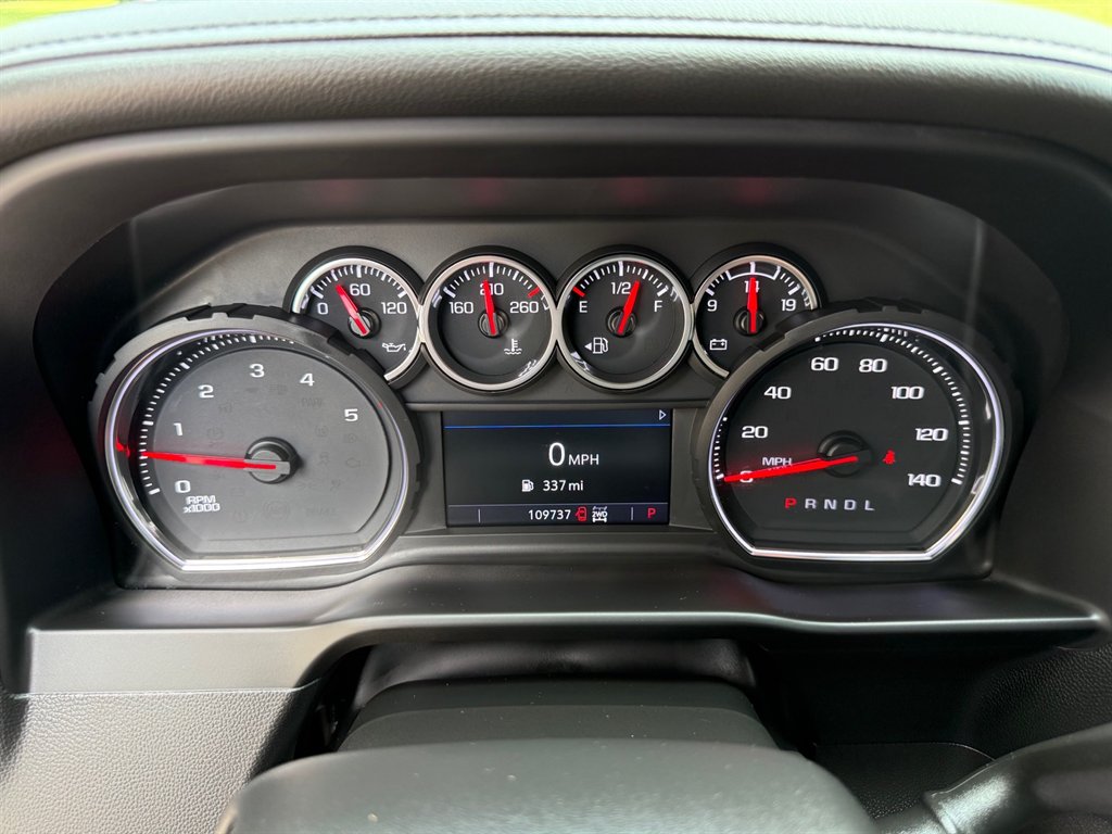 2022 Chevrolet Silverado Hd - $45,800