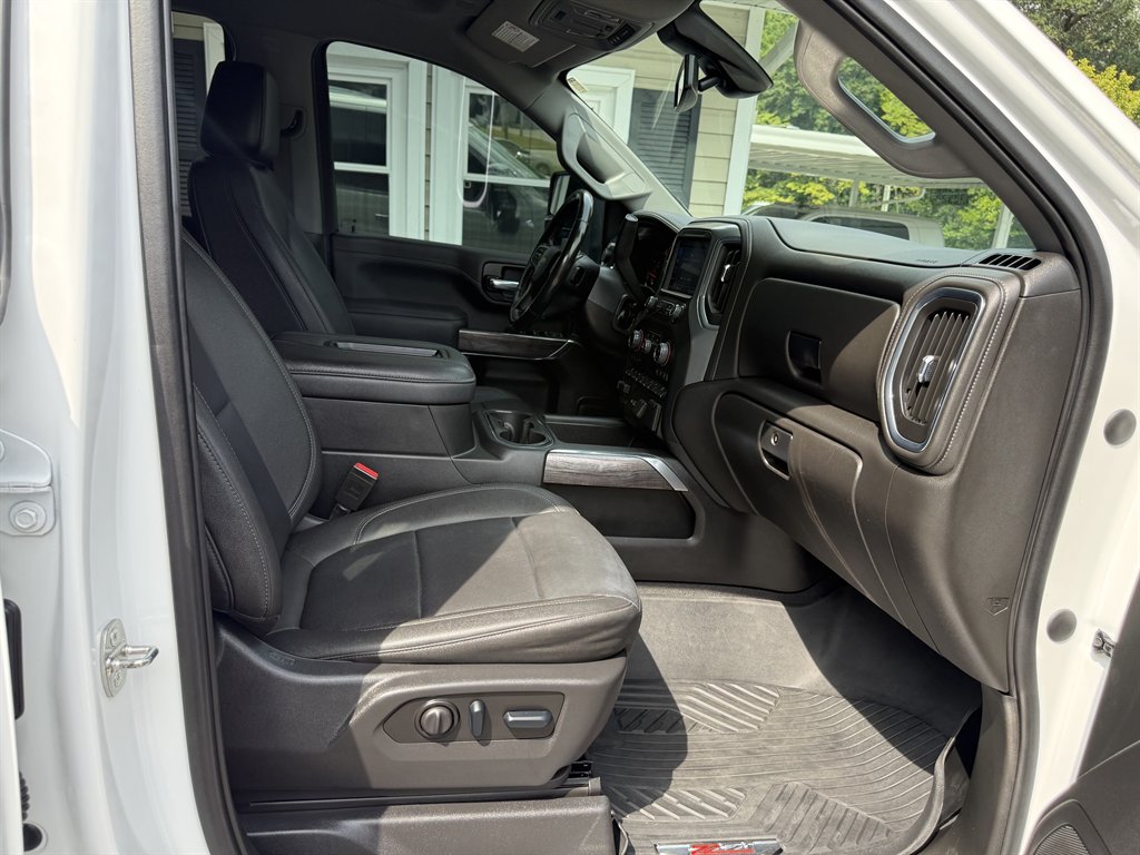 2022 Chevrolet Silverado Hd - $45,800
