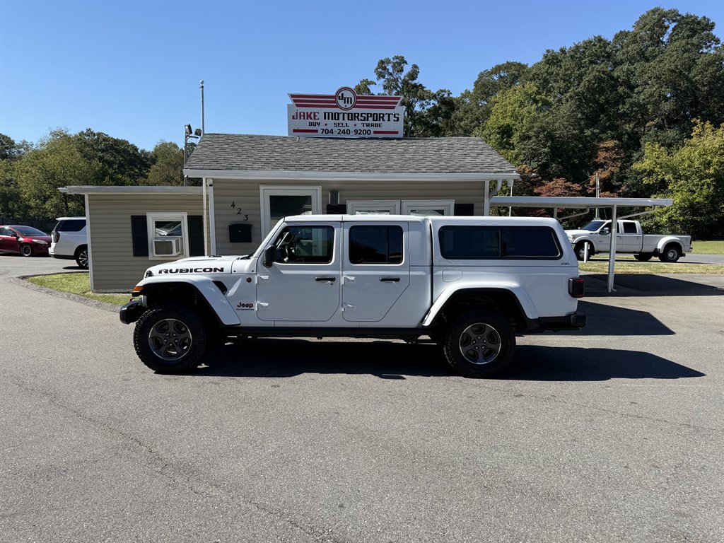 2020 Jeep Gladiator - $22,800