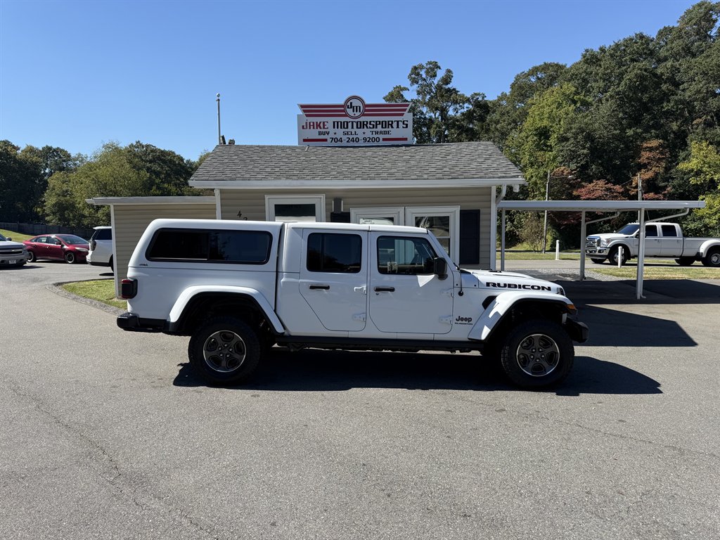 2020 Jeep Gladiator - $22,800