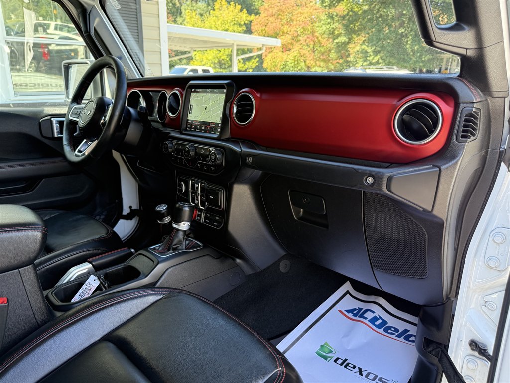 2020 Jeep Gladiator - $22,800