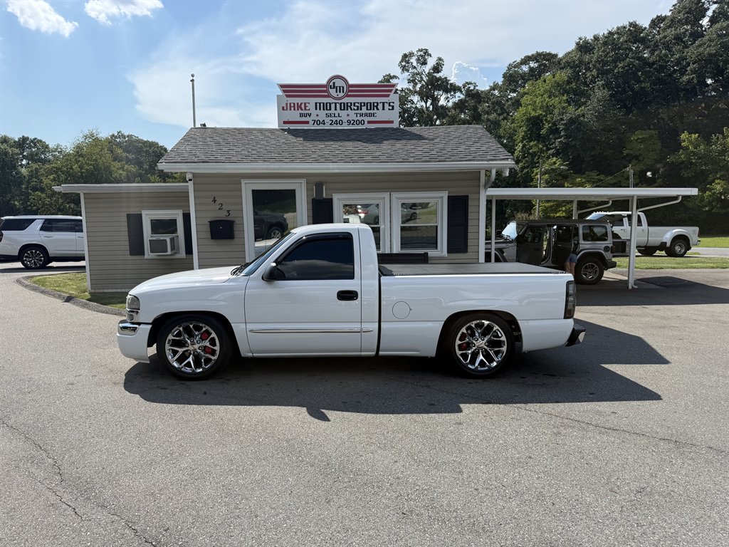 2004 GMC Sierra - $18,000