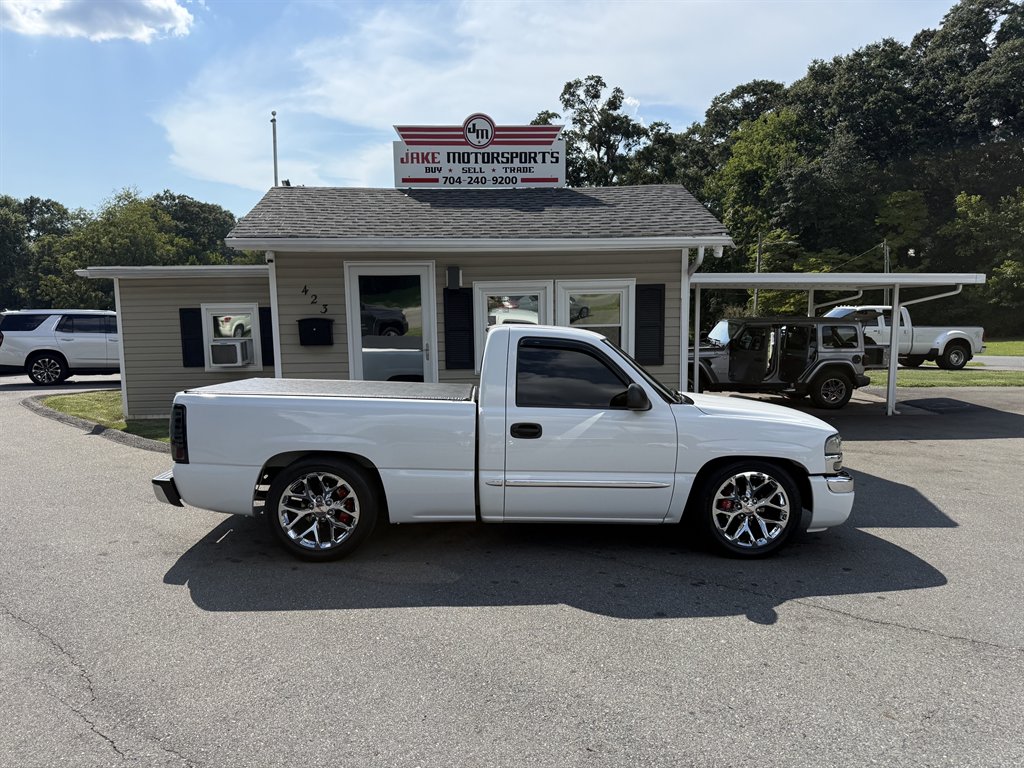 2004 GMC Sierra - $18,000