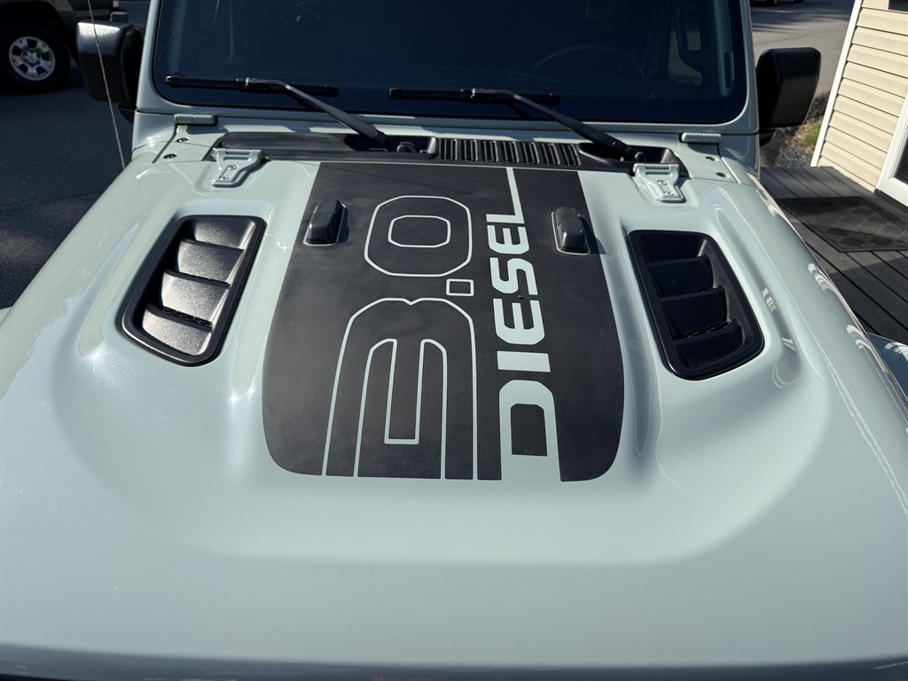 2023 Jeep Wrangler - $37,800
