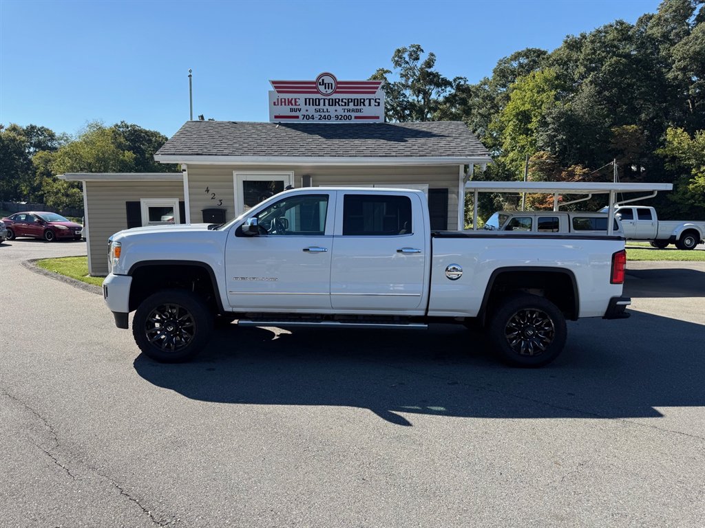 2015 GMC Sierra - $34,800