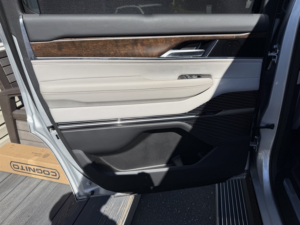 2023 Jeep Grand Wagoneer - $51,800